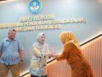 Demi-Janji-Politik-Bertha-Audiensi-ke-Kemendikdasmen-Terkait-Program-Seragam-Gratis-di-Pagar-Alam.jpg