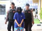 Dokter-gadungan-FE-digelandang-di-Mapolres-Bantul-Kamis-1892025.jpg