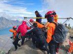 EVAKUASI-PENDAKI-BRASIL-Tim-gabungan-terus-berupaya-mengevakuasi-seorang.jpg