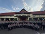 Foto-bersama-usai-upacara-penutupan-Latihan-Kerja-Latja-Siswa-Diktukba-Polri.jpg