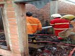 Gegara-Obat-Nyamuk-Bakar-Rumah-Petani-di-PALI-Kebakaran-Saat-Ditinggal-Pemilik-ke-Kebun.jpg