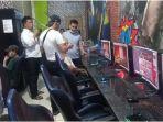 Gerebek-judi-online-kedok-warnet-di-Palembang-Timsus-Satreskrim-Polrestabes-amankan-7-orang.jpg