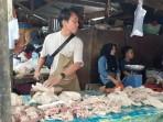 Harga-Ayam-Potong-1-Kg-Hari-ini-di-Musi-Rawas-Masih-Tinggi-Sentuh-Rp42-Ribu-perKg-Sejak-Minggu-Lalu.jpg
