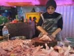 Harga-Ayam-Potong-di-Palembang-Naik-Jadi-Rp37-RibuKg-Tinggi-Permintaan-untuk-MBG-Ikut-Mempengaruhi.jpg