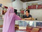 Harga-Emas-Perhiasan-Hari-Ini-16-November-2024-1-Gram-Dibandrol-Rp-1250000-Untuk-Emas-22-Karat.jpg