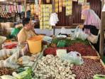 Harga-Sembako-di-Pasar-Inpres-Martapura-OKU-Timur-Stabil-Cabai-Hingga-Tomat-Bahkan-Turun-Pekan-Ini.jpg
