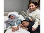 Amy Qanita Ibunda Raffi Ahmad Dilarikan ke Rumah Sakit, Bakal Jalani Operasi di Singapura