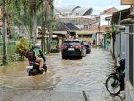 Jalan-AKBP-H-Umar-sudah-digenangi-air-Sabtu-832025.jpg