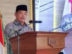 Janji-Bursah-Sarnubi-di-HUT-Lahat-Salurkan-1000-Sapi-ke-Kelompok-Tan.jpg