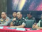 Kapuspen-TNI-Brigjen-Marinir-Freddy-Ardianzah-saat-konferensi.jpg