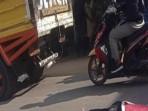 Kecelakaan-Maut-di-Palembang-2-Pengendara-Motor-Tewas-di-Tempat.jpg