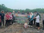Kegiatan-penanaman-bibit-jagung.jpg
