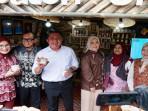 Kencur-Jadi-Andalan-Kabupaten-OKU-di-Festival-Rempah-Sumsel-2025-Diolah-Jadi-Sabun-Hingga-Lulur.jpg