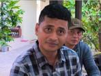 Kuasa-hukum-keluarga-Brigadir-Esco-Lalu-Anton-Hariawan-saat.jpg