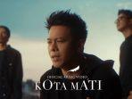 Lirik-dan-Chord-Gitar-Kota-Mati-Band-Noah-Video-Klip-Trending-di-YouTube.jpg