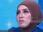 Melda-Safitri-saat-hadir-dalam-acara-Rumpi-No-Secret-Trans-TV.jpg