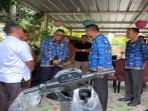 Minta-Maaf-Lalu-Beri-Hadiah-Motor-Wali-Kota-Prabumulih-ke-Satpam-Kepsek-SMP-N-1.jpg