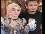 Momen-Shella-Saukia-menghubungi-ibu-Vina-lewat-video-call-memberikan-hadiah-umrah-I.jpg