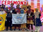 Para-siswa-SMPN-1-Belitang-Madang-Raya-Ricki-Alfarizi-Irawan.jpg