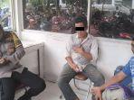 Pelaku-pencurian-handphone-mahasiswa-di-Masjid-Agung-SMB-Jayo-Wikramo-diamankan-di-Pos-keamanan.jpg