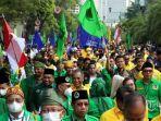 Pendukung-Partai-Golkar-Partai-Amanat-Nasional-PAN-dan-Partai-Persatuan-P.jpg