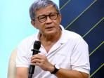 Pengamat-politik-Rocky-Gerung-jadi-sorotan-usai-walk-out-atau-keluar-di-tengah-debat-di-talk.jpg
