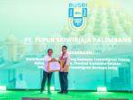 Penghargaan-Pusri-dari-Kemendes.jpg