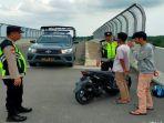 Polsek-Indralaya-menggelar-patroli-cegah-balap-liar-dan-tawuran.jpg
