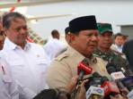 Presiden-Prabowo-Subianto-merespons-soal-kasus-keracunan-MBG-setibanya-di-Lanud.jpg