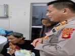 Pulang-Jalan-Kaki-Bawa-Jasad-Bayinya-Tunawisma-di-Palembang-Diusir-Mertua-Akhirnya-Dibantu-Polisi.jpg