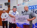 Pusri-serahkan-bantuan-ke-masjid-dan-mushola.jpg
