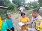 Sat-Binmas-Polres-Ogan-Ilir-Bagikan-Nasi-Kotak-di-Indralaya-Jalin-Kedekatan-Dengan-Masyarakat.jpg