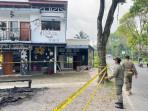 Satpol-PP-tutup-kafe-Shaka-di-Desa-Jolontoro.jpg