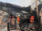 Satu-keluarga-pemilik-gudang-perabotan-di-Jalan-Tugu-RT-di-Jalan-Tugu-RT-02-RW-08.jpg