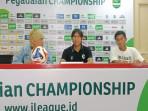 Sesi-pre-match-press-conference-Sriwijaya-FC-yang-dihadiri-oleh-pelatih-Budi-Sudarsono.jpg