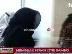 Sosok-Putri-Candrawathi-Akhirnya-Muncul-Istri-Sambo-Berkerudung-dan-Tampil-Serba-Hitam.jpg