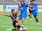 Sriwijaya-FC-Kalah-Lagi-Bermain-10-Orang-Hingga-Diganjar-Penalti-Terjerembab-di-Dasar-Klasemen.jpg