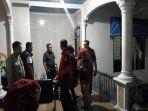 Sumsel-saat-keluar-dari-rumah-salah-sat.jpg