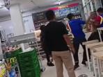 Tak-Mau-Antre-Saat-Belanja-Pria-di-Muba-Viral-Ngamuk-di-Indomaret-Berujung-Ribut-Dengan-Pegawai.jpg