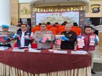 Transaksi-2-Kg-Ganja-di-Rumah-2-Pria-di-OKU-Ditangkap-Polisi-Terancam-Hukuman-Mati.jpg
