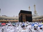 Travel-Tak-Khawatir-Tergerus-Umrah-Backpacker-AMPHURI-Tegas-Ibadah-Butuh-Bimbingan-Sistem-Resmi.jpg