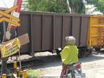 Warga-Resah-Sejumlah-Perlintasan-Kereta-Api-di-Muara-Enim-Tanpa-Penjagaan.jpg