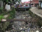 Warga-Resah-Sungai-Karang-Panjang-12-Ulu-Palembang-Dipenuhi-Sampah-dan-Sedimentasi-Minta-Dikeruk.jpg