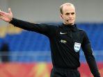 Wasit-Adham-Makhadmeh-akan-memimpin-pertandingan.jpg