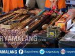 barang-bukti-penipuan-yang-disita-anggota-polres-batu.jpg