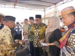bupati-muara-enim-ahmad-yani_20181011_183001.jpg