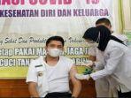 bupati-ogan-ilir-panca-wijaya-akbar-ikuti-vaksin-beberapa-waktu-lalu.jpg