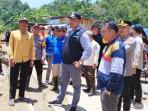 Bupati OKU Selatan Tinjau Lokasi Banjir Bandang, Beri Dukungan Moril dan Materil