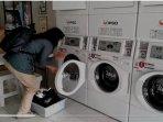 coin-wash-laundry-palembang.jpg