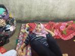 cucu-saat-berbaring-lemah-di-rumah-anaknya-ia-tidak-bisa-tidur-selama-tujuh-tahun.jpg